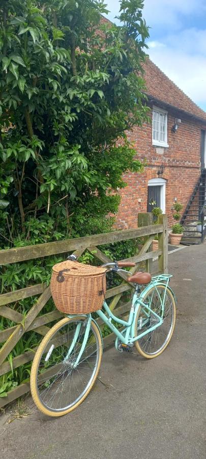 Plumpton Barn Villa Ashford  Eksteriør billede